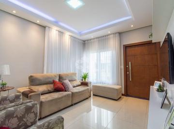 Casa · 120m² · 3 Quartos · 2 Vagas · Casa com 3 Quartos, sendo 2 suítes à Venda, Gravataí