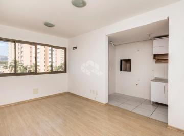 Apartamento · 70m² · 2 Quartos · 1 Vaga · Apartamento 2 Dormitórios, 1 Suíte, Churrasqueira e Vaga Coberta em Porto Alegre
