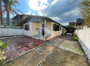 Casa · 78m² · 2 Quartos · 3 Vagas · Casa pré fabricada, 2 dormitórios, em quintal acolhedor - bairro Urubatã