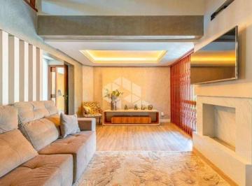 Casa · 211m² · 4 Quartos · 2 Vagas · Casa com 3 dormitórios, reformada no Bairro Jardim Isabel de Porto Alegre