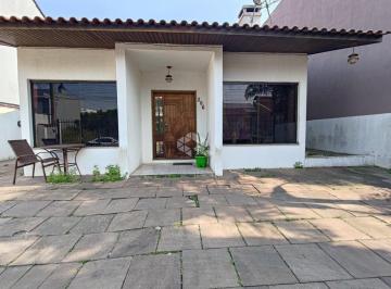 Casa · 160m² · 3 Quartos · 2 Vagas · Casa 3 dormitórios, 2 banheiros, 4 vagas, quintal grande, aceita pet, lareira, churrasqueira, ar con