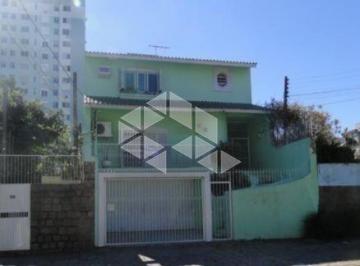 Casa · 200m² · 3 Quartos · 2 Vagas · Casa (03)Dormitórios/Quartos (01) suíte no bairro Tristeza Zona sul
