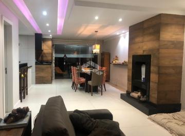 Casa · 200m² · 3 Quartos · 3 Vagas · CASA 3 DORMITÓRIOS COM PÁTIO, EM CONDOMÍNIO NA ZONA SUL