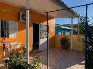 Casa · 102m² · 3 Quartos · 2 Vagas · Casa com 03 quartos a venda no bairro Camobi, próximo a UFSM em Santa Maria.