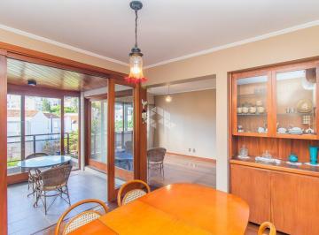 Apartamento · 99m² · 2 Quartos · 1 Vaga · Apartamento de 2 dormitórios e 1 vaga de garagem, no bairro São João, em Porto Alegre.