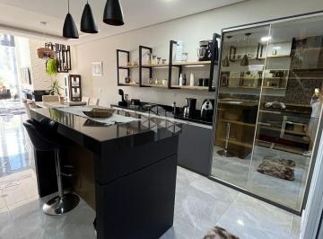 Casa · 330m² · 3 Quartos · 2 Vagas · CASA DE 3 DORMITÓRIOS E PISCINA NO CONDOMÍNIO BUENAVISTA, EM VIAMÃO
