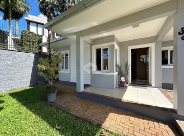 Casa · 173m² · 2 Quartos · 2 Vagas · Casa 3 dormitorios , suite master, piscina, localização nobre