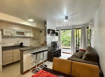Apartamento · 49m² · 1 Quarto · 1 Vaga · Apartamento 1 dormitório com vaga, próximo ao Centro