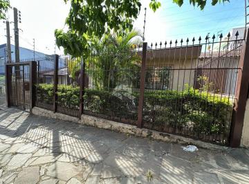 Casa · 134m² · 3 Quartos · 2 Vagas · Casa plana 3d pátio com piscina Jardim Itu em Porto Alegre/RS.