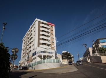 Apartamento · 132m² · 3 Quartos · 2 Vagas · Apartamento com 3 quartos sendo 1 suíte, 1 vaga de garagem + hobby box em Capoeira - Florianópolis/S