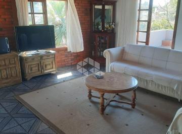 Casa · 220m² · 3 Quartos · 2 Vagas · Casa 3 dormitórios 2 vagas com pátio no Bairro Santa Tereza