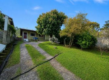 Casa · 180m² · 7 Quartos · 1 Vaga · Terreno com 3 casas em Estância Velha