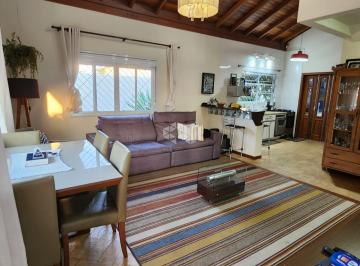 Casa · 159m² · 3 Quartos · 6 Vagas · Casa com 3 dormitórios e 1 suíte financiável no Campeche
