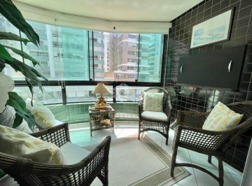 Apartamento · 87m² · 2 Quartos · 1 Vaga · Apartamento com Vista para o Mar em Ampla Avenida, com Sacada e Churrasqueira