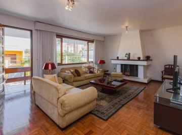 Casa · 266m² · 3 Quartos · 4 Vagas · Casa com 3 quartos(1 suite) 266m² à venda em Jardim Lindóia, Porto Alegre.