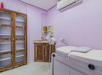 Comercial · 53m² · 1 Vaga · Consultório Médico mobiliado pronto para ocupação imediata. 53m² área útil.