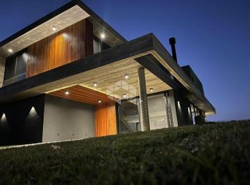 Casa · 354m² · 6 Quartos · 2 Vagas · Casa em Condomínio à venda no Celebration, Xangri-Lá, com 6 quartos (6 suítes)