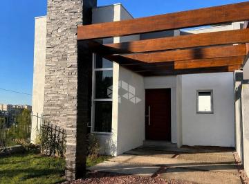 Casa · 106m² · 3 Quartos · 1 Vaga · Casa com 3 dormitorios no Loteamento Sol Poente em Dois Irmãos.