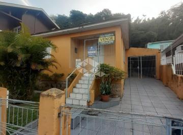 Casa · 90m² · 2 Quartos · 1 Vaga · Casa à venda comn 2 dormitórios, 1 vaga garagem, 1 banheiro, estar/jantar, área com churrasqueira no