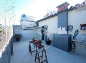 Apartamento · 102m² · 2 Quartos · 1 Vaga · Cobertura de 2 dormitórios, com vaga de garagem no Bairro Santana.