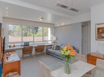 Apartamento com 2 dormitórios no Rio Branco (8) · Apartamento de 2 dormitórios, sendo 01 suíte, muito ensolarado e frente leste!