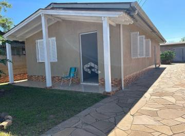 Casa · 140m² · 2 Quartos · Casa térrea com 2 dormitorios, 02 salas e cozinha grande, garagem com churrasqueira com 60 metros