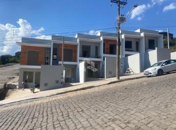 Casa · 72m² · 2 Quartos · 2 Vagas · Casa sobrado com dois quartos no Bairro São Francisco Farroupilha RS