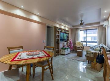 Apartamento · 69m² · 2 Quartos · 1 Vaga · Apartamento 2 dormitórios, sendo 1 suíte com armários planejados , 70m² privativos, 1 vaga de garage