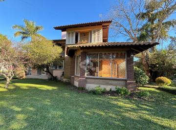 Casa · 220m² · 3 Quartos · 2 Vagas · CASA DE ESQUINA EM VERA CRUZ COM AMPLO PÁTIO