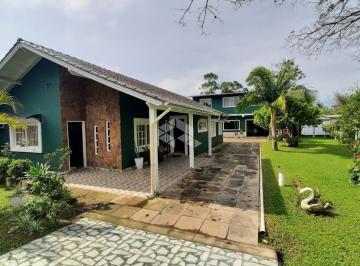 Casa · 170m² · 5 Quartos · 6 Vagas · Casa a venda de 5 dormitórios no bairro Berto Círio em Nova Santa Rita