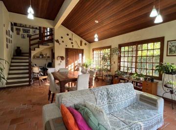 Casa · 208m² · 4 Quartos · 7 Vagas · Casa de 4 Dormitórios no Bairro São lucas em Viamão