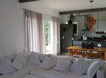 Casa · 200m² · 3 Quartos · 2 Vagas · CASA ALTO PADRÃO EM CONDOMÍNIO FECHADO PROXIMO AO SURFLAND