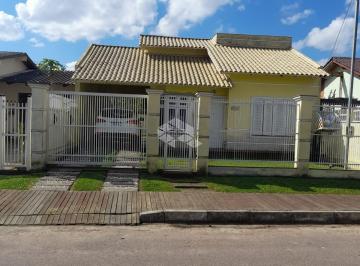 Casa · 100m² · 2 Quartos · 1 Vaga · Casa à venda com 2 dormitórios, 1 vagas garagem, cozinha, estar/jantar, sótão e pátio amplo