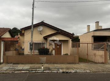 Casa · 170m² · 3 Quartos · 2 Vagas · Casa com 2 dormitórios e 4 vagas de garagem, pátio fundos, Nossa Senhora das Graças - Canoas
