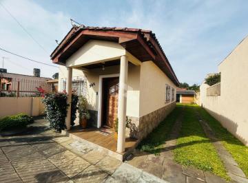 Photo 1 · Casa com 2 dormitórios e 4 vagas de garagem, pátio fundos, Nossa Senhora das Gra
