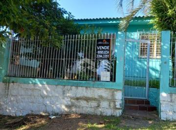 Casa · 136m² · 4 Quartos · 1 Vaga · Casa térrea 4 quartos, pátio, edícula e churrasqueira para venda no Bairro Nonoai