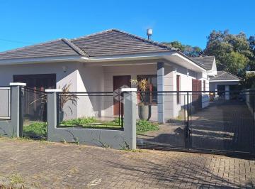 Casa · 206m² · 3 Quartos · 2 Vagas · Casa de alto padrão com 144 m² para venda por R$ 1.590.000 na serra gaúcha.