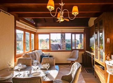 Apartamento · 89m² · 3 Quartos · 2 Vagas · A venda apartamento de 3 dormitórios sendo 1 suíte, localizado em Gramado.