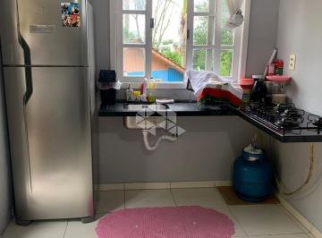 Casa · 48m² · 2 Quartos · 1 Vaga · Casa com 02 quartos/dormitórios no bairro Boa Vista, em Biguaçu- SC
