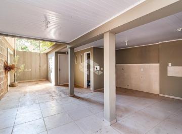 Photo 1 · Casa 4 Dormitórios, Suíte e Amplo Pátio Arborizado no Bairro Três Figueiras, Por
