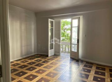 Apartamento · 106m² · 3 Quartos · Moinhos de Vento - Apartamento de 106m2, 3 quartos, sendo 1 suíte; 3 banheiros, imóvel de frente, co
