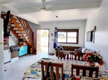 Casa · 69m² · 2 Quartos · 1 Vaga · Sobrado com 02 dormitórios no América
