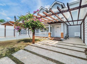 Casa · 265m² · 3 Quartos · 3 Vagas · Casa de 3 suítes na Vila Assunção próxima a Orla