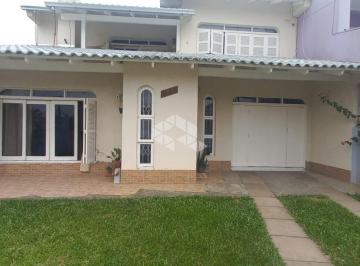 Casa · 247m² · 3 Quartos · 2 Vagas · Casa/sobrado com 2 andares, 3 dormitorios e piscina