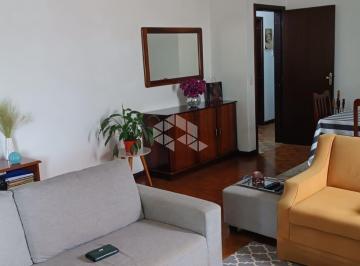 Casa · 168m² · 3 Quartos · 1 Vaga · Casa ampla Próximo a Av. Protásio Alves, em Porto Alegre.
