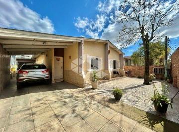 Casa · 230m² · 3 Quartos · 5 Vagas · Casa térrea, com 3 dormitórios, sendo uma suíte, Tamandaré, Esteio/RS