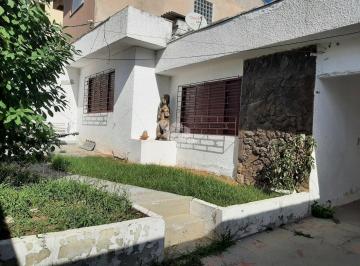 Casa · 96m² · 3 Quartos · 2 Vagas · Casa de 3 dormitórios no Partenon