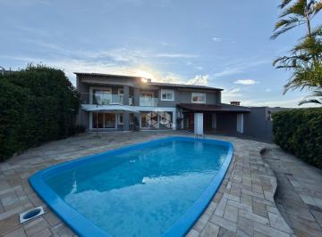 Casa · 262m² · 4 Quartos · 2 Vagas · Casa Sobrado de 4 dormitórios, 1 suíte, com piscina em Atlântida - Xangri-lá