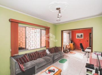 Casa · 185m² · 3 Quartos · 2 Vagas · Casa com 03 dormitórios, 01 suite, salão de festas e garagem 02 carros - Bairro N. Sra. das Graças