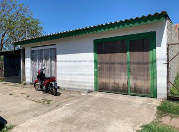Casa · 72m² · 2 Quartos · 1 Vaga · Casa de 02 quartos à venda no bairro Camobi, PREÇO OTIMO, proximo a Faixa Nova em Santa Maria